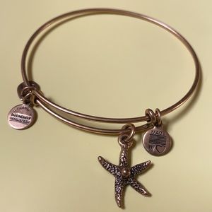 Alex & Ani Rafaelian Gold Starfish Bangle Bracelet